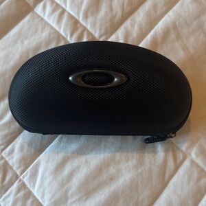 Oakley sunglasses case